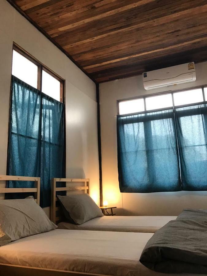 Ostello Pickbaan Lamphun Esterno foto