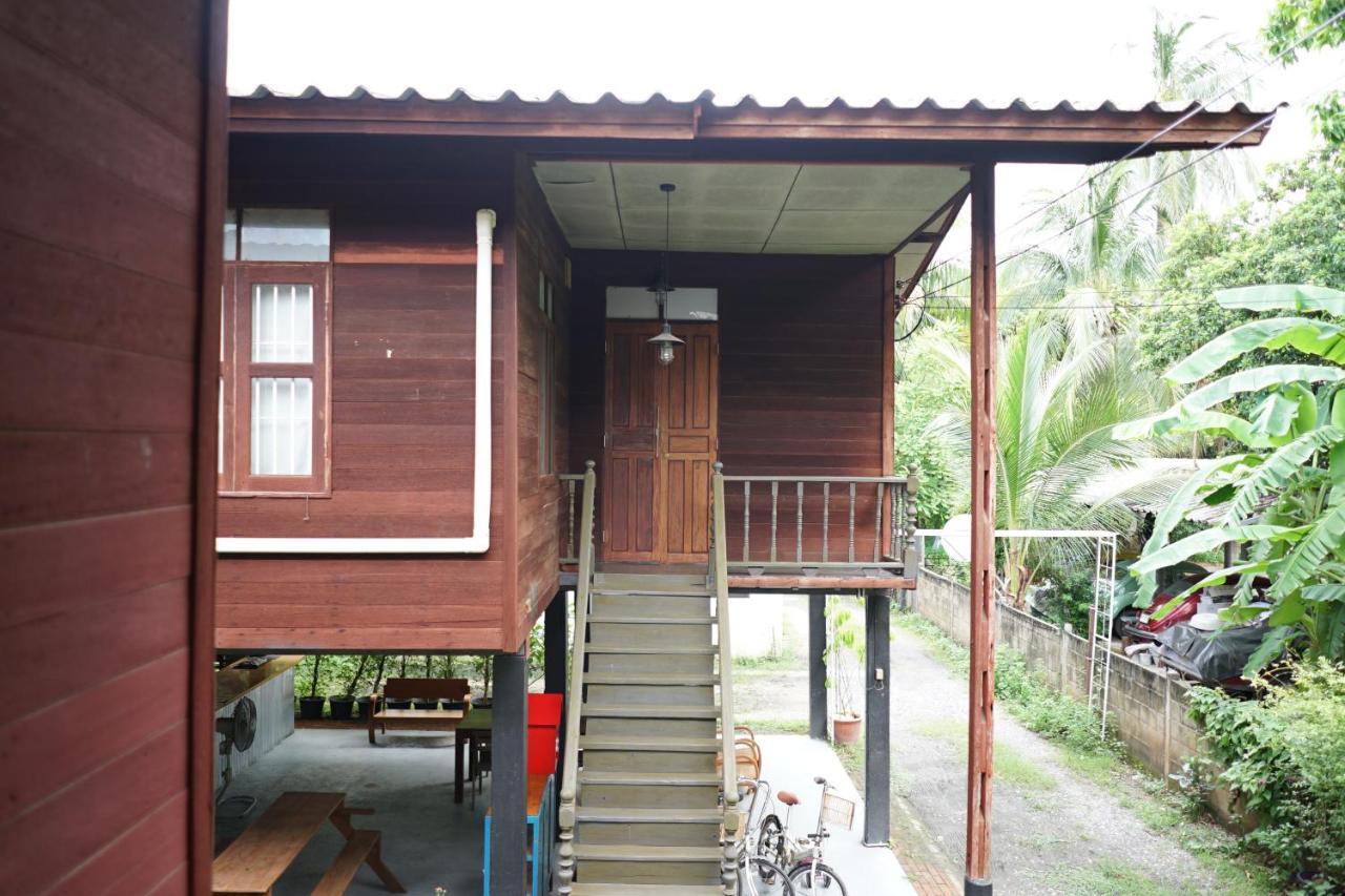 Ostello Pickbaan Lamphun Esterno foto